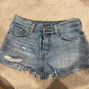Womens Levi’s 501 shorts